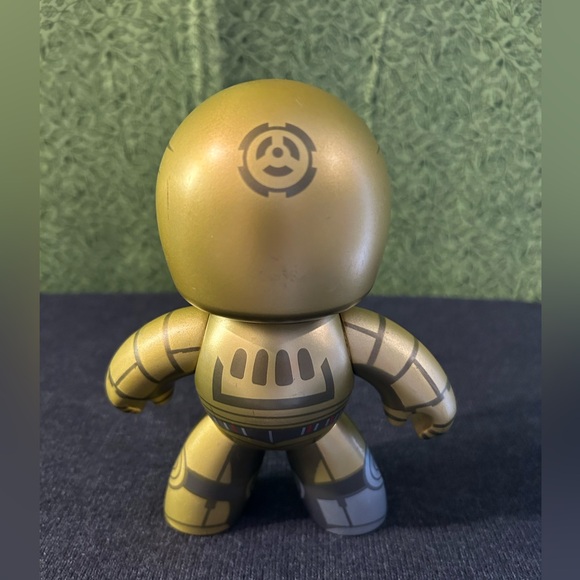 Mighty Muggs Star Wars (Wave 2) C-3PO (Hasbro 2007) - Picture 2 of 7